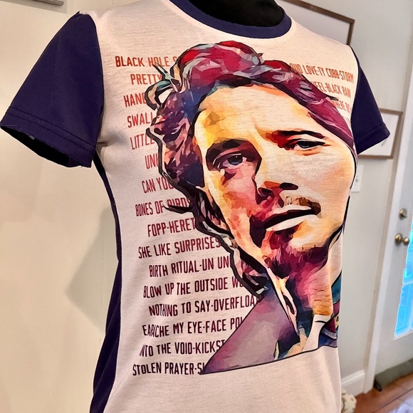 Tops - XS Chris Cornell tee